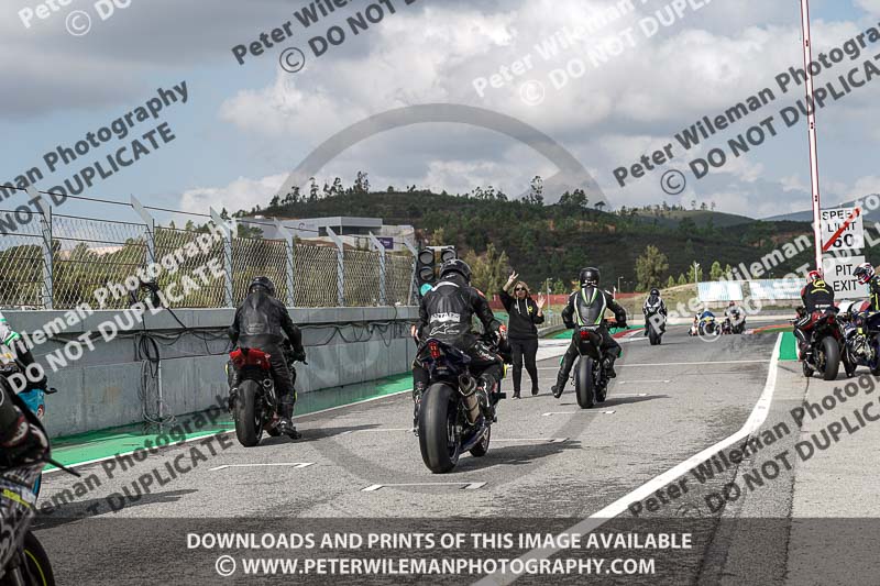 motorbikes;no limits;peter wileman photography;portimao;portugal;trackday digital images